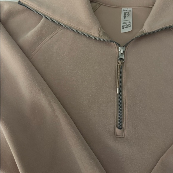 SPANX Air Essentials Tan Quarter Zip - Picture 4 of 4